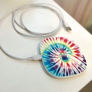 Tie-Dye Wireless Charger ⚡️